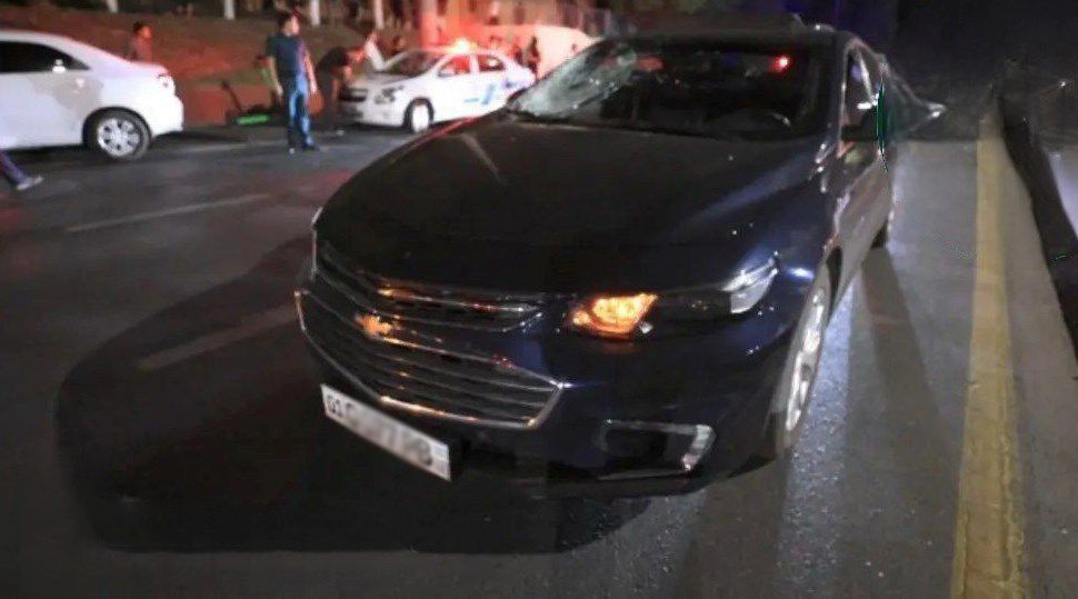В Ташкенте автомобиль Malibu сбил 17-летнего пешехода