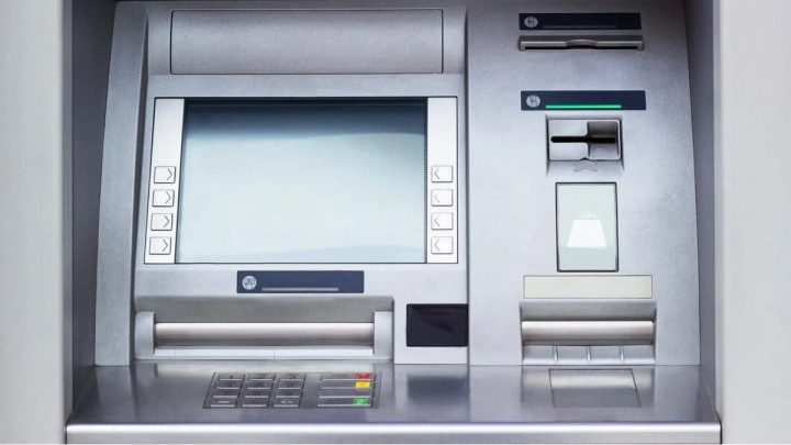 Сотрудники «Халк Банка» продолжают воровать: на этот раз присвоены более 200 млн сумов из банкомата