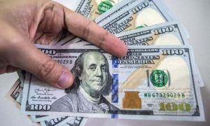 В Узбекистане подешевели все валюты
