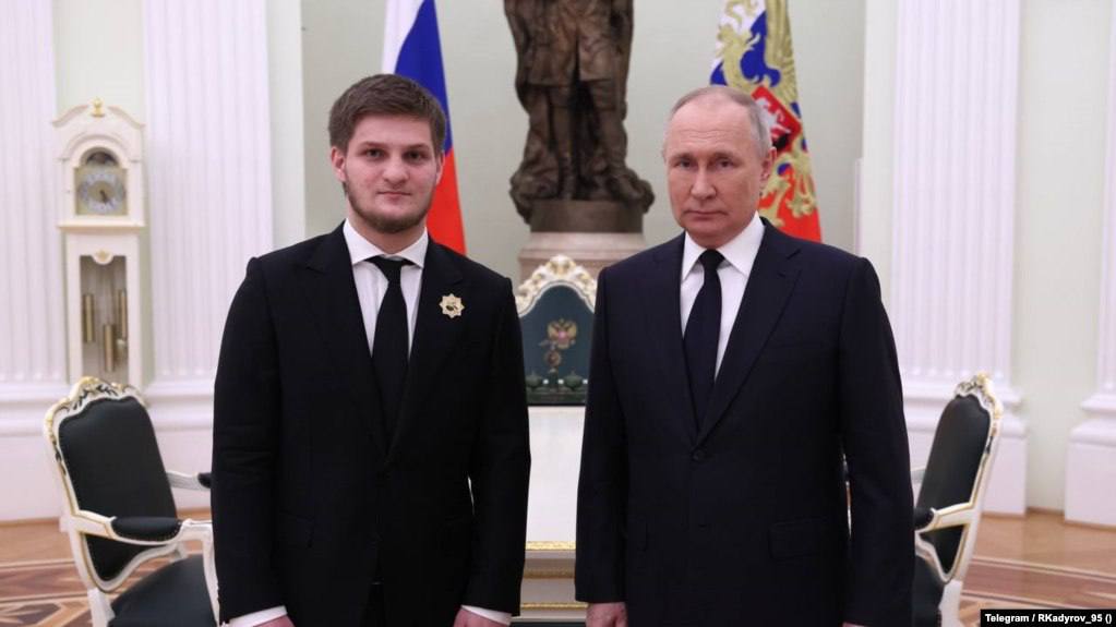 В Чечне 18-летний сын Рамзана Кадырова получил должность министра