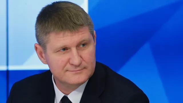 «Они угроза»: Депутат Госдумы РФ предложил ограничить въезд мигрантов