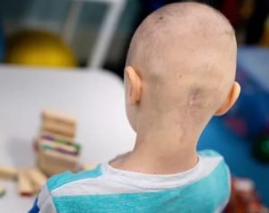 В Бухаре мужчина присвоил себе деньги, выделенные для онкобольной дочери