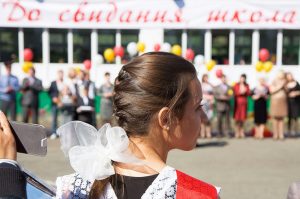 В Узбекистане школу заканчивают более 414 тысяч учеников