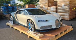 В Ташкент привезли Bugatti Chiron — видео