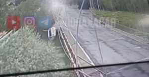 В Сырдарье при падении автомобиля в канал  утонули пять человек