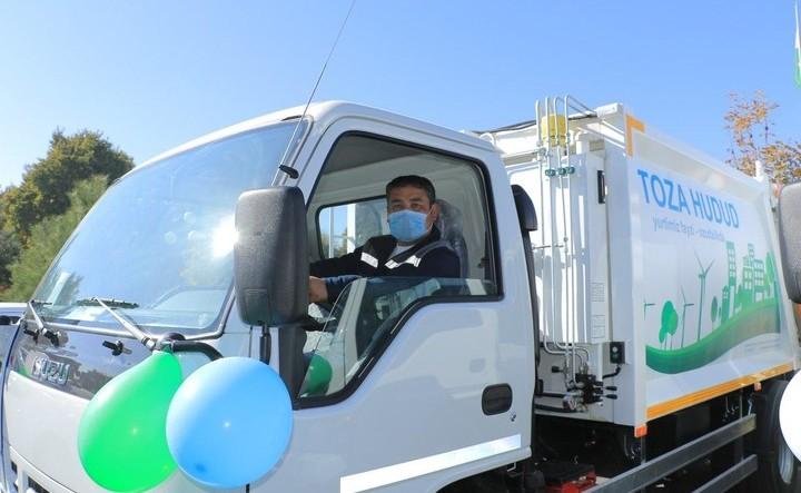 В Гулистане жителям списали более 260 млн сумов долгов за вывоз отходов