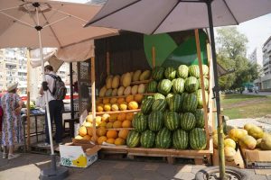 Тошкентда тарвуз сотувчи бегона аёлнинг авратига тегинди