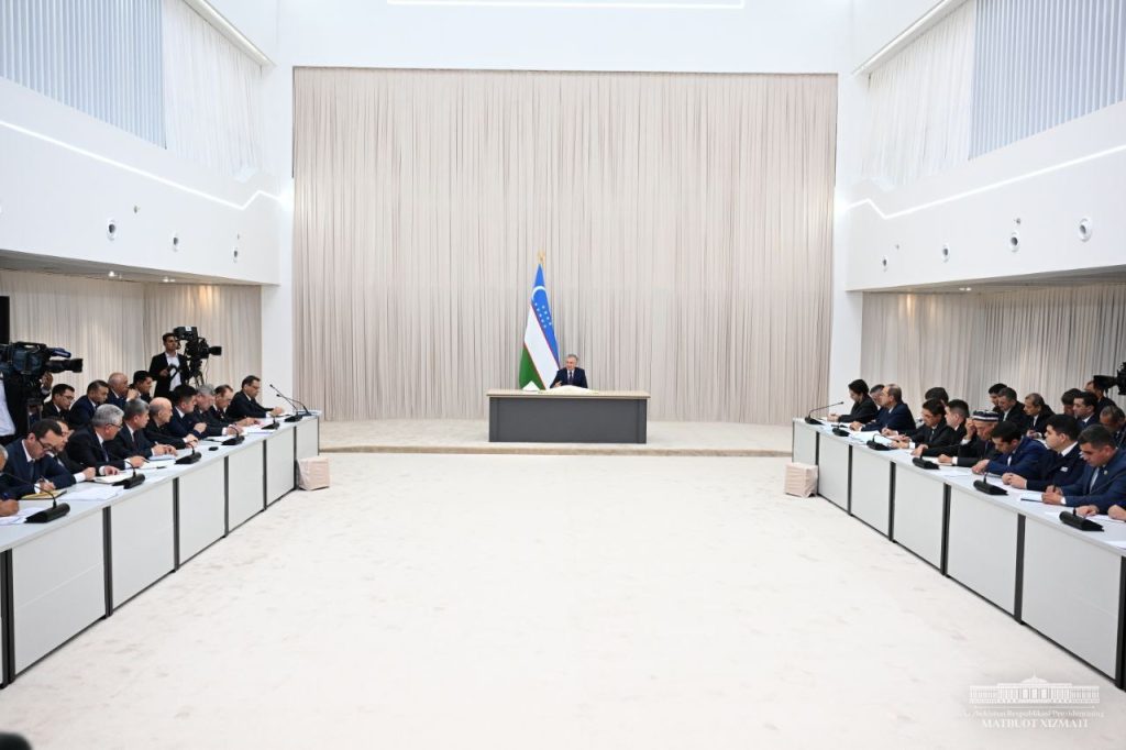 Президент начал совещание по дальнейшему совершенствованию деятельности вузов
