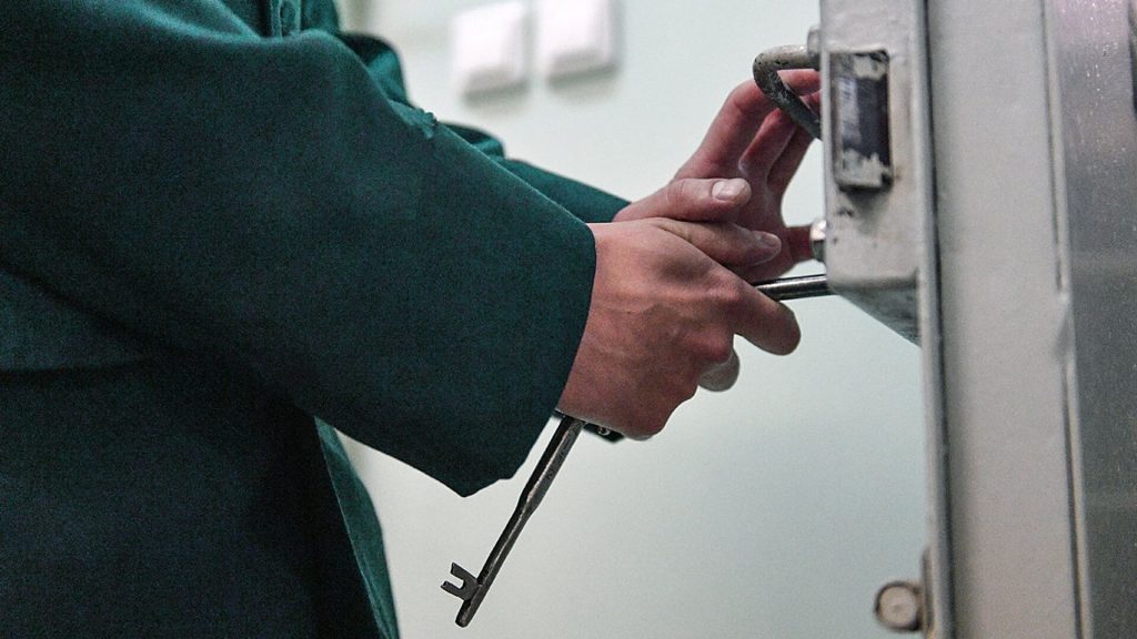 В Ташкенте арестовали мужчину, который писал негативные комментарии в адрес посла Израиля в Узбекистане