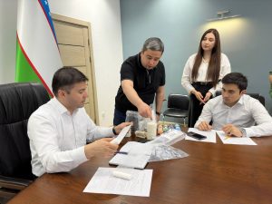 Болаларнинг оммавий заҳарланишига алоқадор Юнусовлар оиласи Фармацевтика агентлиги раҳбарига янги лойиҳа тақдим этди