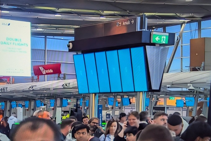 Бутун дунё бўйлаб Windows тизимида катта носозлик юз берди, авиакомпаниялар ва банклар зарар кўрди