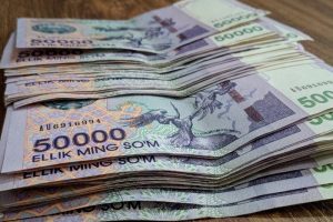 Более миллиона работников частного сектора получают свыше пяти миллионов сумов