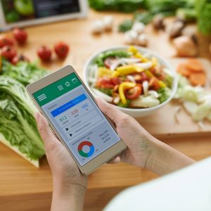 Кунлик калория меъёри: озиш учун кунига қанча ейиш керак