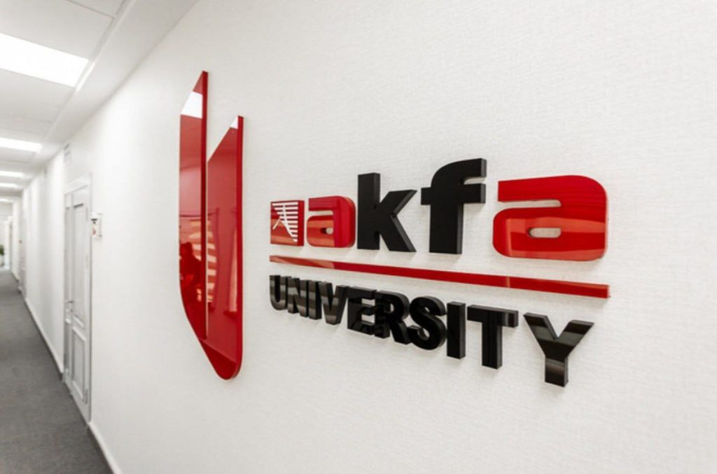 Akfa University присвоили деньги студентов, которые не захотели там учиться