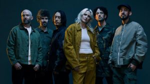 Linkin Park вернулись на сцену с новым вокалистом: и это девушка