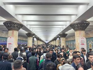 Самую загруженную станцию метро — «Пахтакор» — оставили без одной стороны