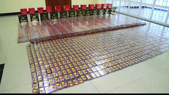 Салют ва петардалар: Самарқандда пиротехника воситаларининг катта партияси мусодара қилинди — видео