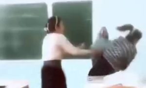 Қашқадарёда ўқувчи ўқитувчи билан муштлашди: ҳуқуқни муҳофаза қилувчи органлар текширув ўтказмоқда