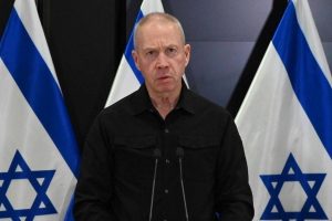 Исроил мудофаа вазири Йоав Галант истеъфога чиқарилди