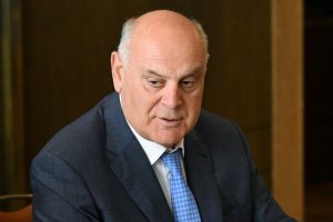 Абхазия президенти истеъфога чиқди