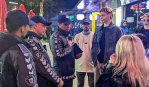 «ППХ ўзбошимчалиги»: Тошкентда юзлари бўялган ўсмирлар қўлга олинди