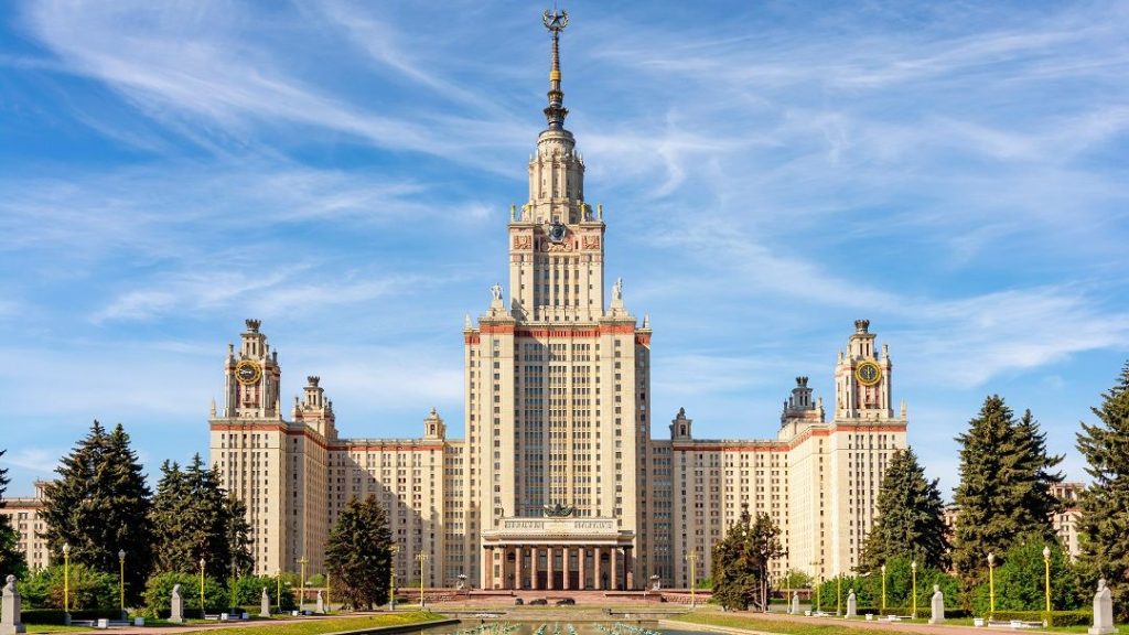 Начался прием заявок на бесплатное обучение в России