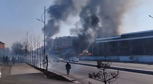 Fargʻonada gaz quyish shoxobchasida yirik yongʻin sodir boʻldi — video