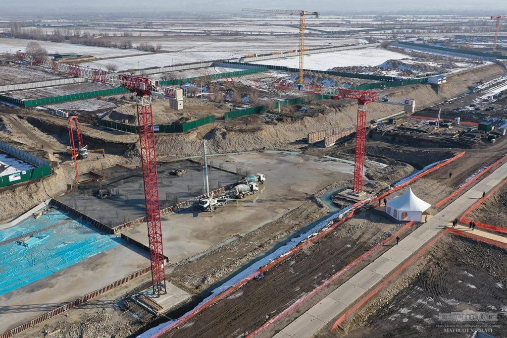 Президенту представили ход строительства транспортной инфраструктуры в Новом Ташкенте