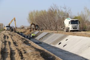 В 2024 году в рамках программы по бетонированию и реконструкции каналов провели работы на 75 объектах