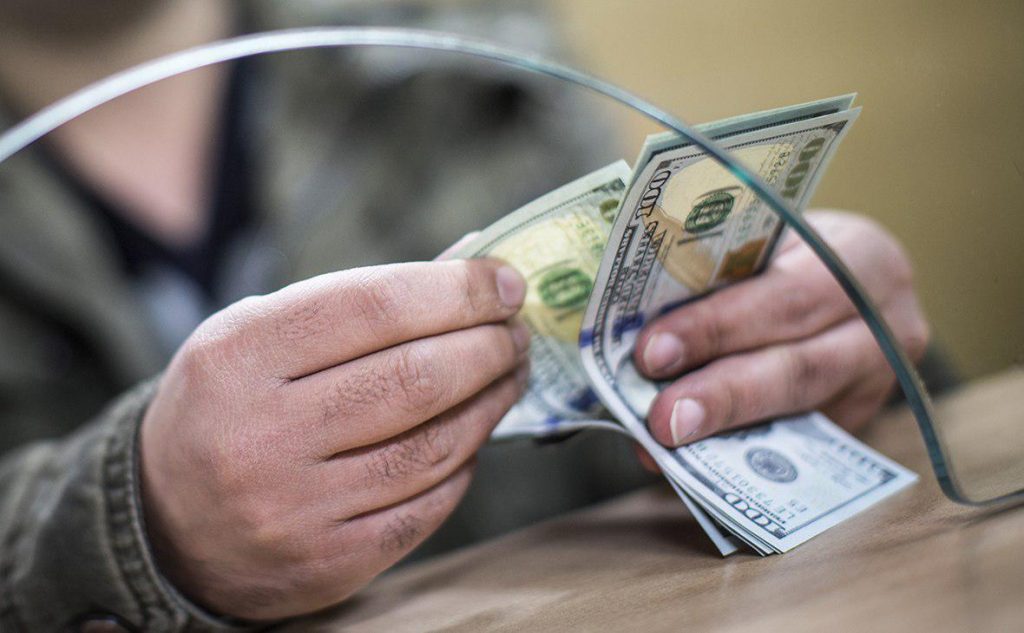 В Узбекистан перевели почти $13 млрд с начала года