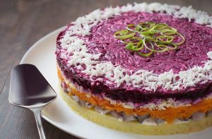 Endokrinolog Yangi yil dasturxonidagi eng zararli salat nomini maʼlum qildi