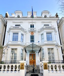 Oʻzbekiston elchisi Britaniya xalqaro savdogarlar gildiyasi raisi bilan hamkorlikni muhokama qildi