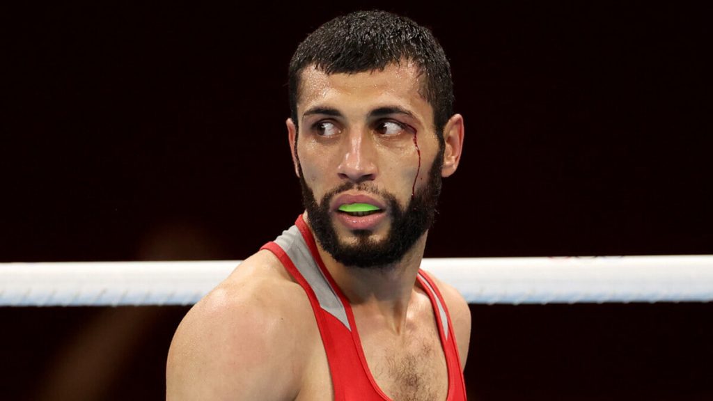 Shahobiddin Zoirov Dubaydagi IBA turnirida Yoyel Finol Rivasga yengildi