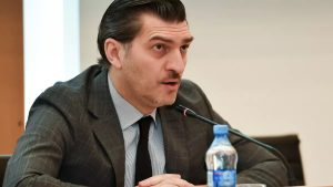 Скромный экс-футболист без высшего образования: кого выбрали в президенты Грузии?