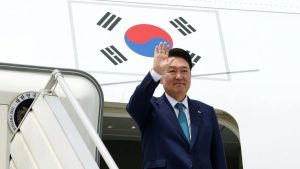 Janubiy Koreya prezidenti impichmenti bekor qilindi: parlamentda ovozlar yetishmadi