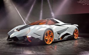Lamborghini Egoista kontsept-karini rekord darajadagi 117 mln dollarga sotdi