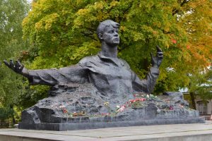 Toshkentda Sergey Yesenin haykali o‘rnatilishi rejalashtirilmoqda