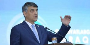 Алишер Кадыров предложил пересмотреть языковую политику Uzbekistan Airways