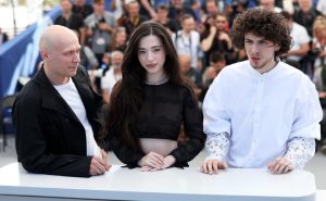 Rejissyor Shon Beykerning “Anora” filmi “Oskar” mukofoti short-listiga kiritildi