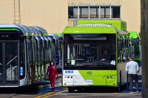 Toshkentda avtobusda o‘quvchi qizni o‘pmoqchi bo‘lgan konduktor qamoqqa olindi