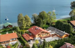 Germaniyada Alisher Usmonov yashagan villa sotuvga qoʻyildi