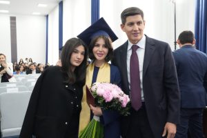 Shahnoza Mirziyoyeva psixologiya va pedagogika magistri diplomini oldi