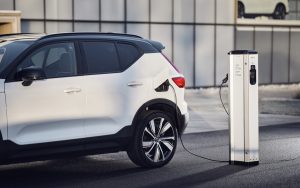 Oʻzbekistonda elektromobillar uchun utilizatsiya yigʻimi oshirildi