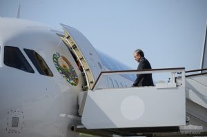Oʻzbekiston prezidenti rasmiy tashrif bilan Malayziyaga joʻnab ketdi