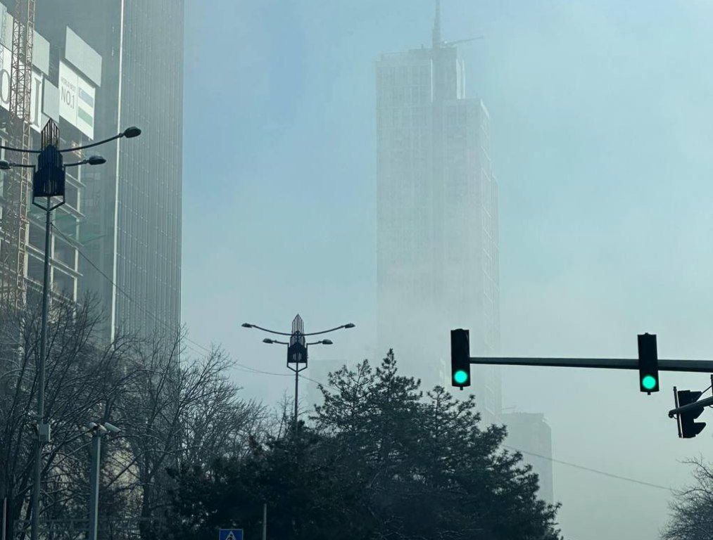 Erkin Abdulahatov: Havo sifatining yomonlashuvi issiqlikni yutadigan va saqlaydigan asfalt qoplamalar maydonining kengayishi bilan bogʻliq