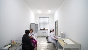 SSV oilaviy poliklinikalarda bepul tibbiy yordam ko‘rsatish tartibini tushuntirdi