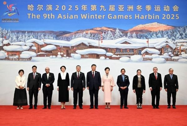 Xitoyda IX qishki Osiyo oʻyinlarining ochilish marosimi boʻlib oʻtdi va oʻzbekistonliklar allaqachon natijalarni koʻrsatmoqda