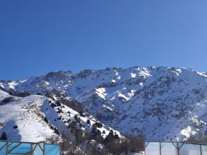 O‘zbekistonda ob-havoning keskin yomonlashishi kutilmoqda: yomg‘ir, qor va sovuq