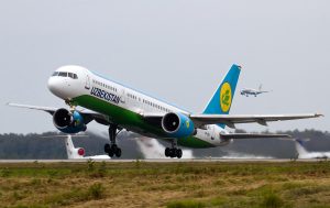 Shavkat Mirziyoyev Uzbekistan Airwaysʼga aviachiptalar narxi oshishini jilovlash vazifasini qoʻydi